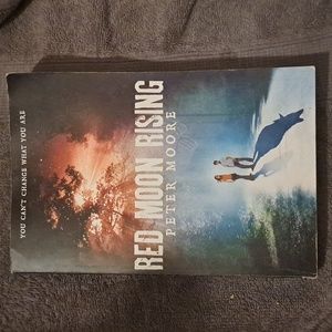 Peter? Moore Red Moon Rising paperback book. Great condition!